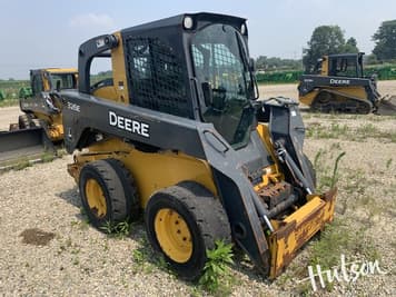 Main image John Deere 326E